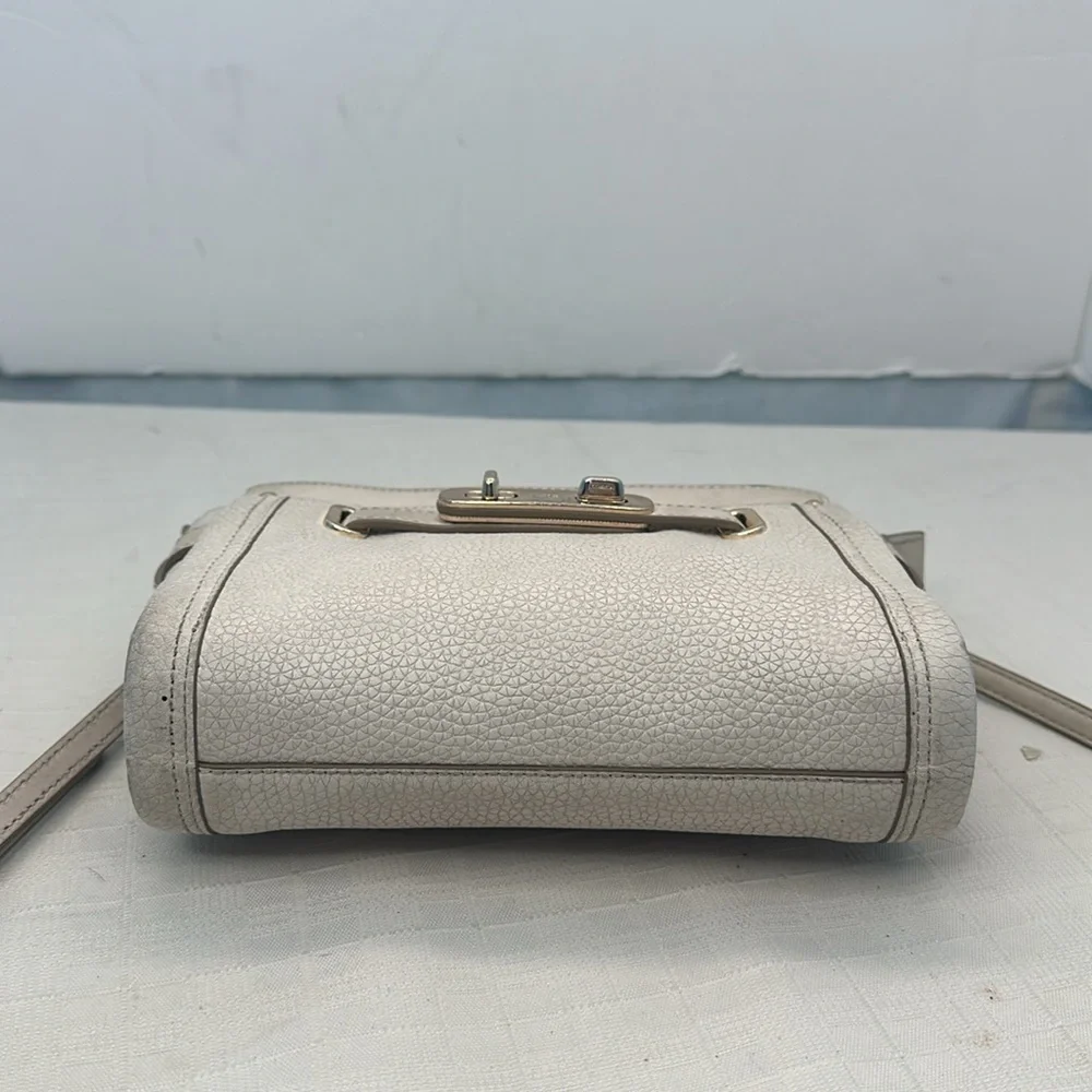 COACH Swagger Pebbled Leather Crossbody Bag Purse White Ivory Chalk 53032